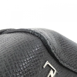 Túi đeo chéo Louis Vuitton Taiga Avenue M30443 610222