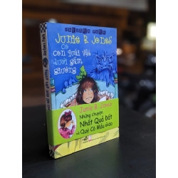 Junie B. Jones có con quái vật dưới gầm giường - Barbara Bark