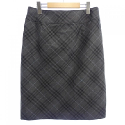 Váy BURBERRY LONDON FX763-053-07 - Hàng hiệu Authentic 817752