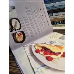 HEALTHY - Good Food Made Simple : Over 140 Delicious Recipes, 500 Colour Photographs, Step-by-Step Images and Nutritional Information