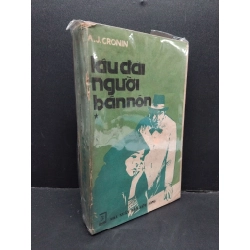 Lâu đài người bán nón mới 60% bẩn bìa, ố vàng, rách gáy HCM2110 A.J.Cronin VĂN HỌC