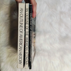 An Outline on American History + Economy + Literature (3 cuốn) 526904