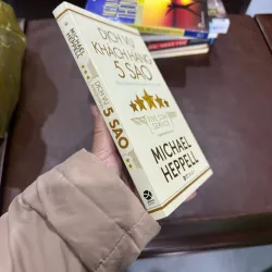 DỊCH VỤ KHÁCH HÀNG 5 SAO – MICHAEL HEPPELL- K5 1032932