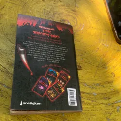 STORA SKRACKENS GRAND - TOMMY DONBAVAND 763354