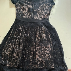 Đầm công sở cho nữ, size M, mới khoảng 90% 474159