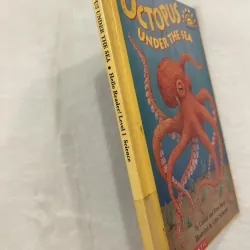 ✨𝑶𝒄𝒕𝒐𝒑𝒖𝒔 𝑼𝒏𝒅𝒆𝒓 𝑻𝒉𝒆 𝑺𝒆𝒂✨ sách cũ ngoại văn, Early Readers 589226