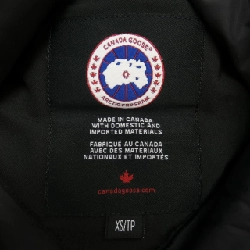 【Khuyến mãi】Áo khoác lông vũ Canada Goose 639935