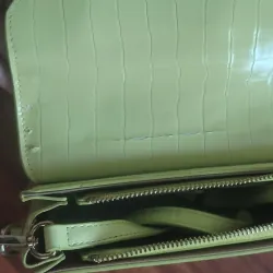 Thanh lý túi xách nữ màu vàng gà non rất dễ thương. 936415