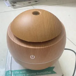 Máy Khuếch Tán Tinh Dầu Mini Làm Thơm Phòng Vân Gỗ Đèn Led Đổi Màu 596184