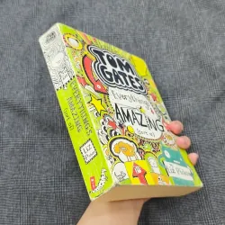 (Ngoại văn) Tom Gates - Book 3: Everything's Amazing (sort of) - by Liz Pichon 1036164
