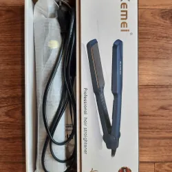 Máy là tóc Kemei màu đen 1000514