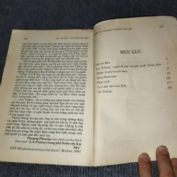 LEV TOLSTOY: ĐẠI VĂN HÀO NGA 957446