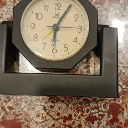 Đồng hồ để bàn 1030845