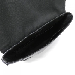 Túi đeo chéo Louis Vuitton Monogram Eclipse Messenger Explorer PM M40565 610112