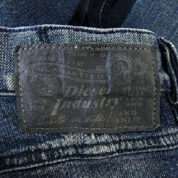 Quần jeans DIESEL - Hàng hiệu Authentic 816216