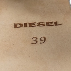 【Mã giảm giá】Giày bốt DIESEL 658551
