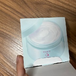 Kem dưỡng da Senka mật ong gel 1701