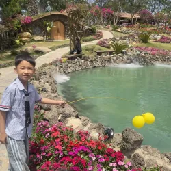 Áo sơ mi kẻ xanh kèm cavat 977059