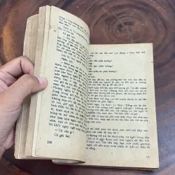 II Văn Học: Văn Tuyển Văn Học Việt Nam (1858-1930) - 1981 1008498