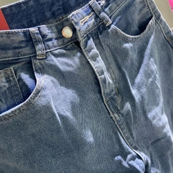 Cần pas gáp quần jean ạ new ạ  529604