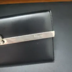 Ví da Salvatore Ferragamo  689618