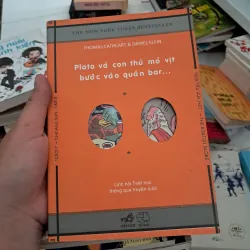 Plato và con thú mỏ vịt bước vào quán bar✨️