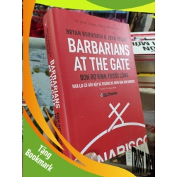 (TẶNG BOOKMARK) Bọn rợ rình trước cổng - mua lại có đòn bẩy và thương vụ đình đám RJR NABISCO