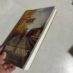 Cô đơn thẳng đứng 689574