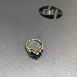 Nhẫn khung bạc đính 6 vien saphire xinh 1013448