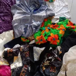 Lô lộn xộn size nhỏ khoảng 45 cái giá 45k 797856