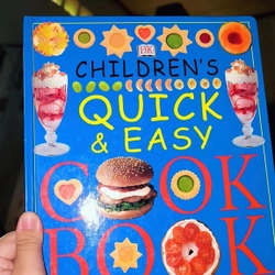 Sách CHILDREN'S COOKBOOK - NXB DK (Khổ lớn, bìa cứng, giấy láng)