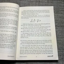 Kim Tự Tháp Đỏ - Rick Riordan 971473