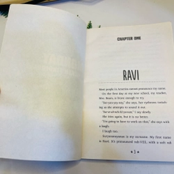 [Sách 2hand từ US] Like new 90% -  Save Me a Seat – Gita Varadarajan 473005