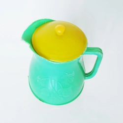Bình trà đá nhựa mini trong bộ chơi đồ hàng xưa phiên bản tuổi thơ 9x 454972