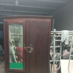Tủ áo quần gỗ xưa  495717