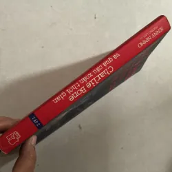 Charlie Bone và quả cầu xoắn thời gian Tập 2- Jenny Nimmo 778154