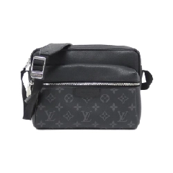 Túi đeo chéo ngoài trời Louis Vuitton Taiga Lama PM M30233 - Hàng hiệu Chính hãng