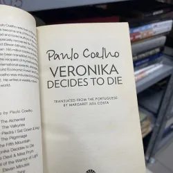  VERONIKA DECIDES TO DIE (VERONIKA QUYẾT ĐỊNH CHẾT) - PANLO COELHO 957320