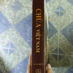 Chùa Việt Nam - Hà Văn Tấn & Nguyễn Văn Kự & Phạm Ngọc Long 748809