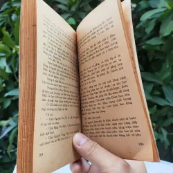 Hồ Chí Minh Về Giáo Dục Thanh Niên 759355