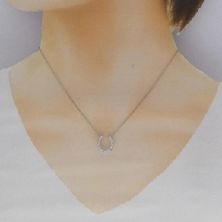 K18WG/PT850 Dây chuyền kim cương hình móng ngựa 0.20CT - Hàng hiệu Chính hãng 857523