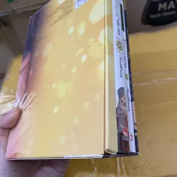 Thiên sứ nhà bên kèm 3 poster và phụ kiện 1039848