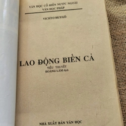 Lào động biển cả _ Victor Hugo 
550 trang; xb 1989
 313040