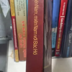 SÁCH BÁC HỒ VỚI MIỀN NAM, MIỀN NAM VỚI BÁC HỒ 702428