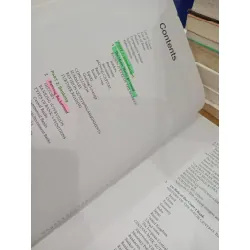 An introduction to global financial markets - Stephen Valdez, Philip Molyneux 702594