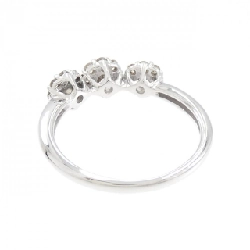 Nhẫn kim cương hoa K18WG 0.56CT 670329