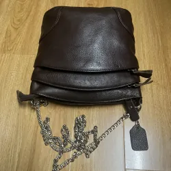 Túi nữ size 20/23*21*8 da thật dây đeo kim loại 2hand 925653