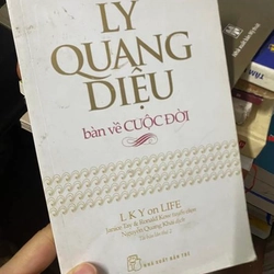 Sách Lý Quang Diệu bàn về cuộc đời