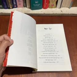 II Văn Học: Nguyễn Du _ Trên Đường Gió Bụi - Hoàng Khôi - 2002 801119