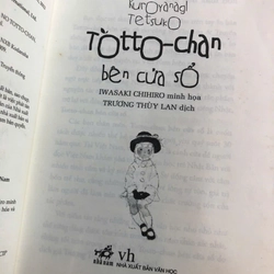 TOTTO-CHAN BÊN CỬA SỔ 444739